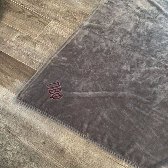 Pi Beta Phi Super Soft Small Throw - Picture 1 of 3